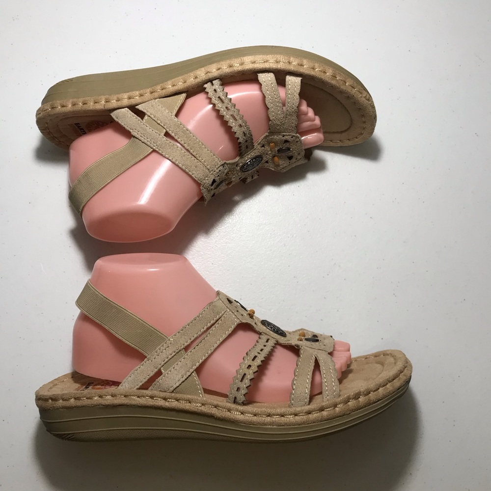 Earth Spirit Tan Suede Embellished Strappy Sandals SB-K - Picture 5 of 8